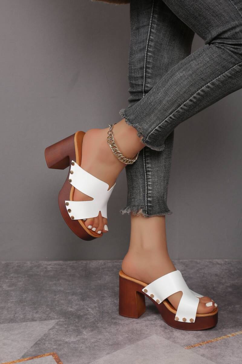 Klapki damskie Roz 36-41/ 12 par